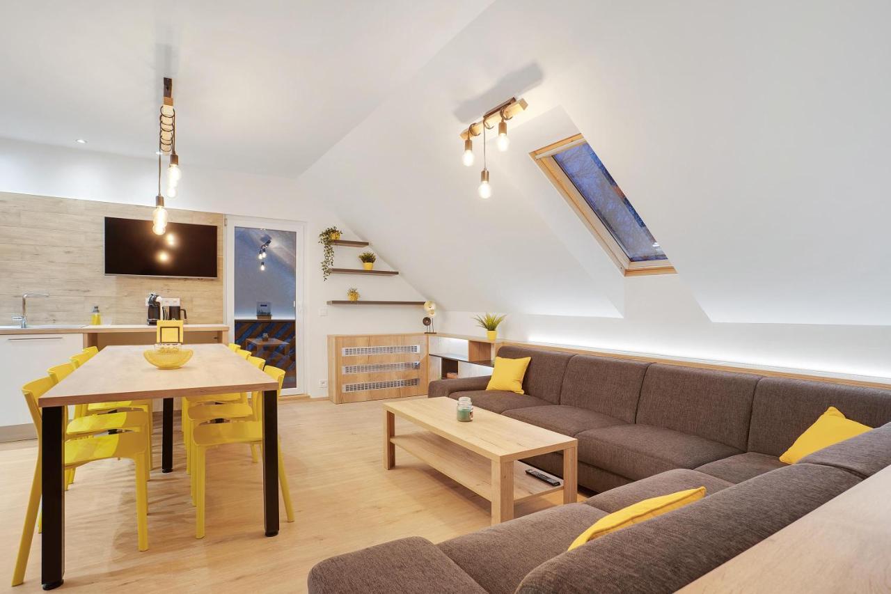 Krusnohorske Strane Apartamento Loučná pod Klínovcem Exterior foto
