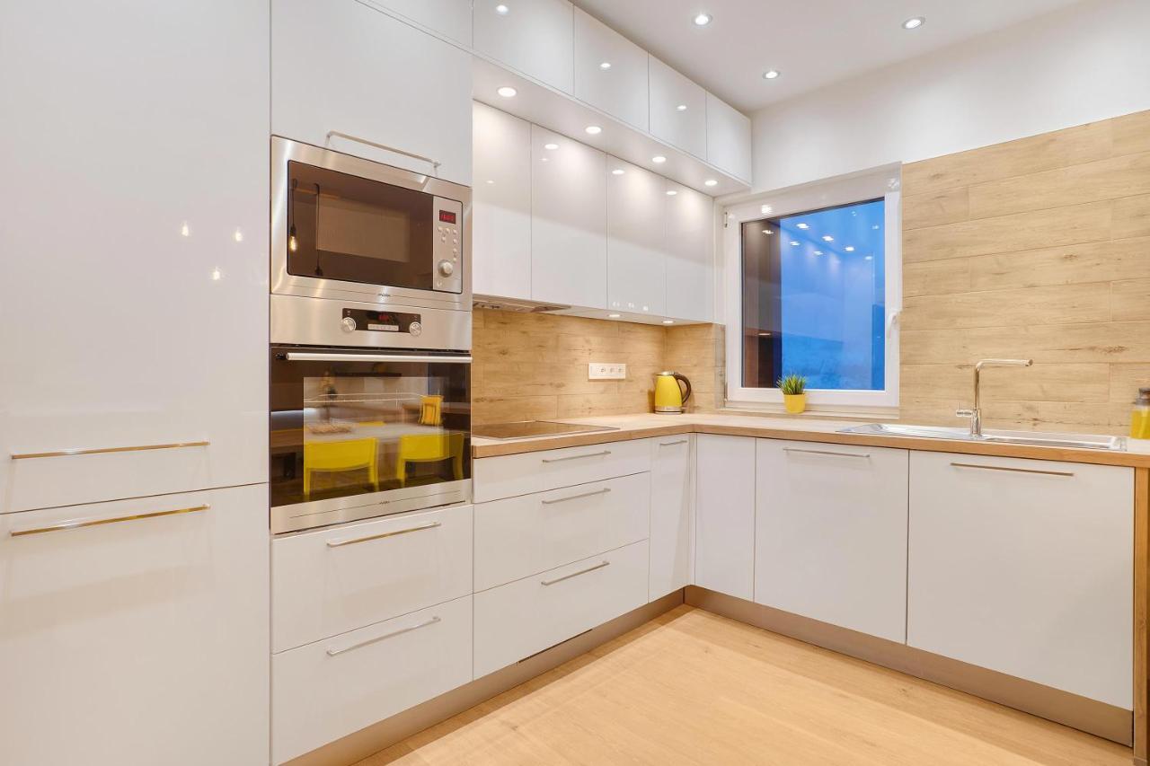 Krusnohorske Strane Apartamento Loučná pod Klínovcem Exterior foto